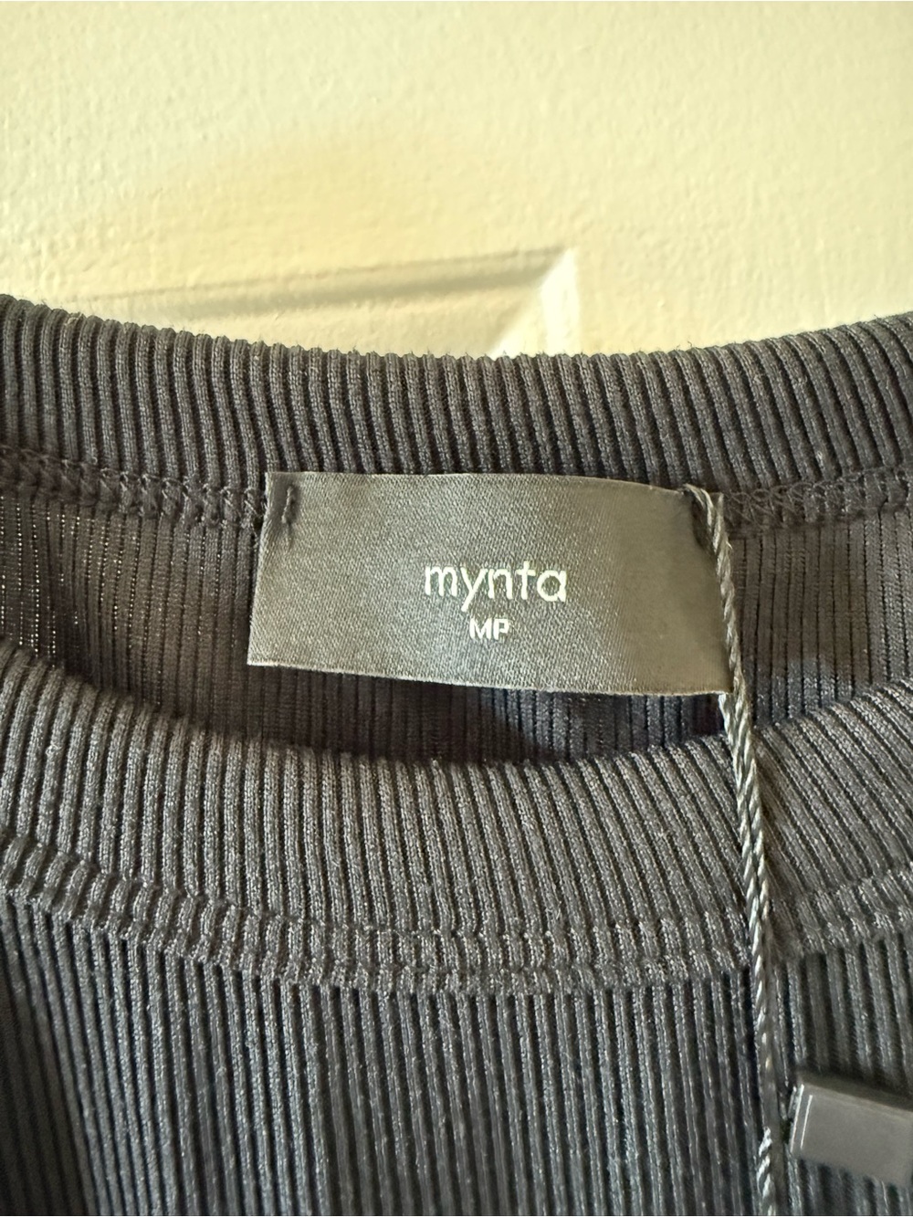 Black Ribbed Drawstring Tank Top - Picture 4 of 6